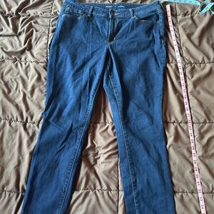 Old Navy mid-rise pop icon skinny jeans